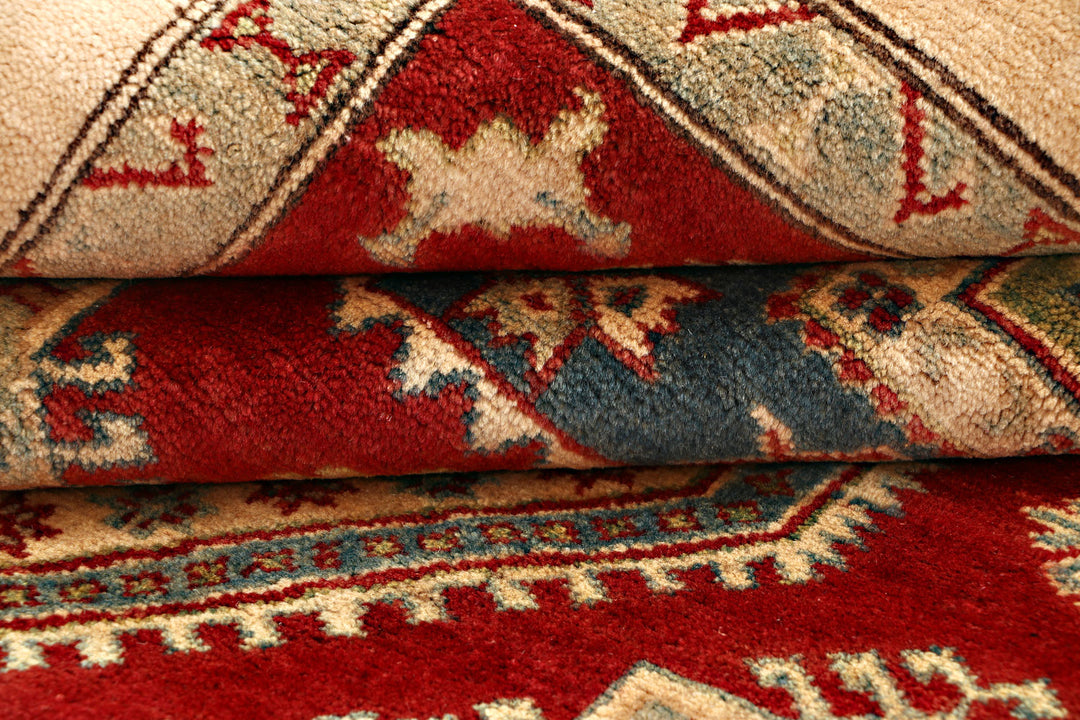 Firebrick Kazak 5' 1 x 6' 7 - No. 71118