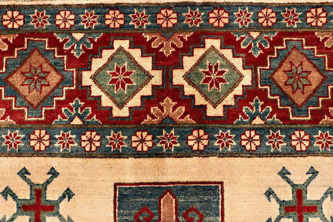 Blanched Almond Kazak 8' 2 x 11' 2 - No. 71143