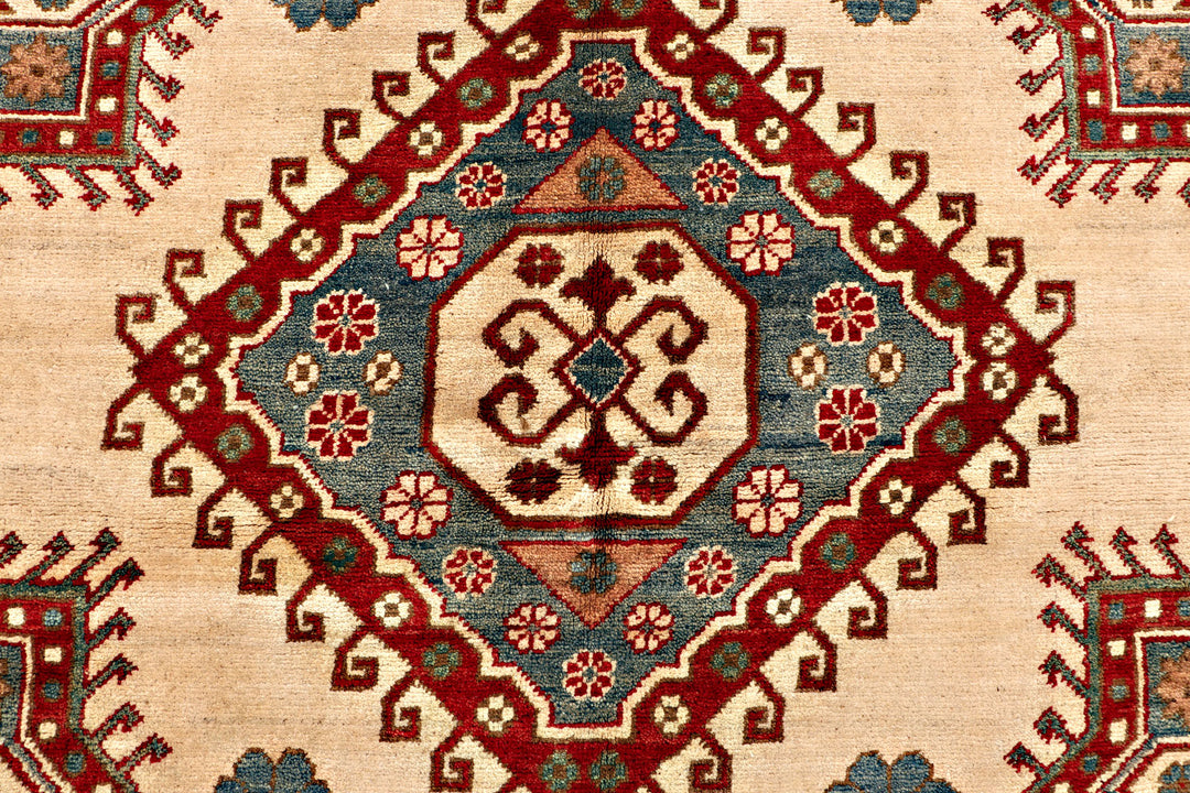 Blanched Almond Kazak 8' 2 x 11' 2 - No. 71143