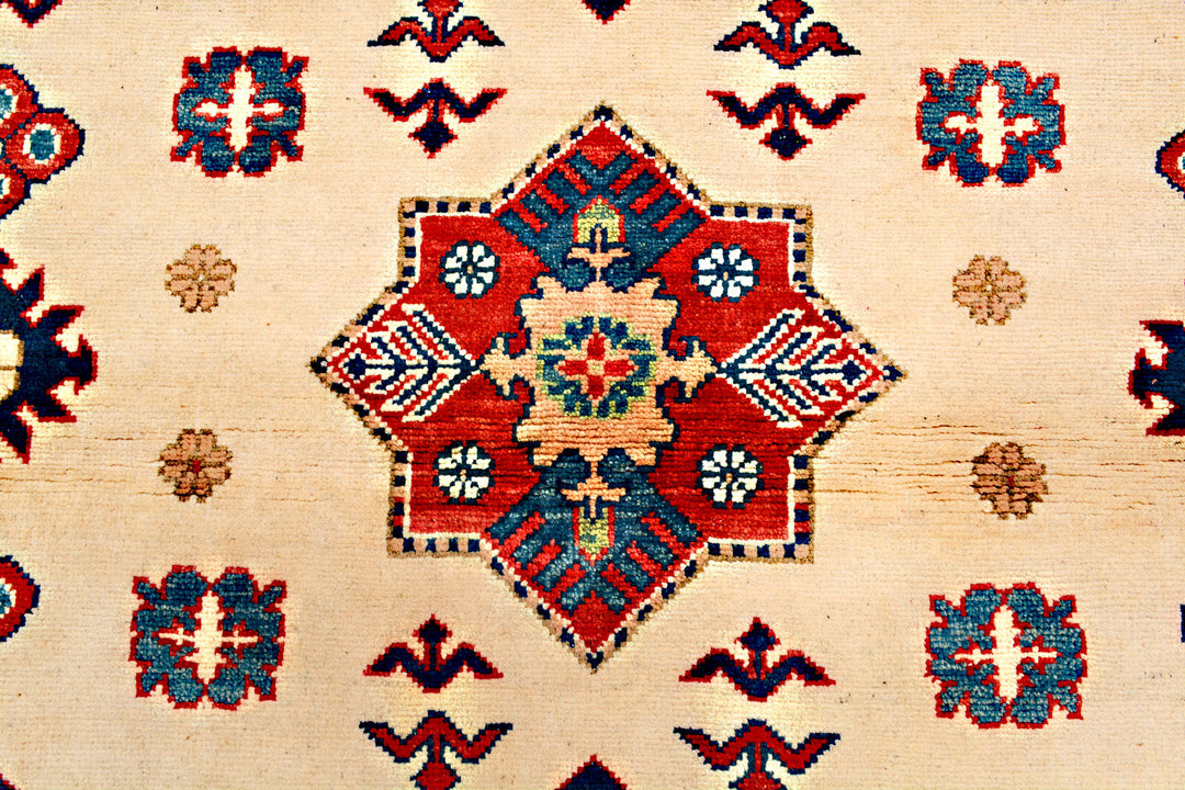 Blanched Almond Kazak 4' 10 x 6' 4 - No. 71329