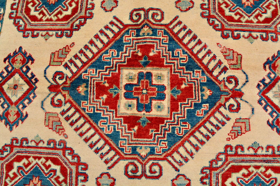 Blanched Almond Kazak 6' 8 x 9' 10 - No. 71348