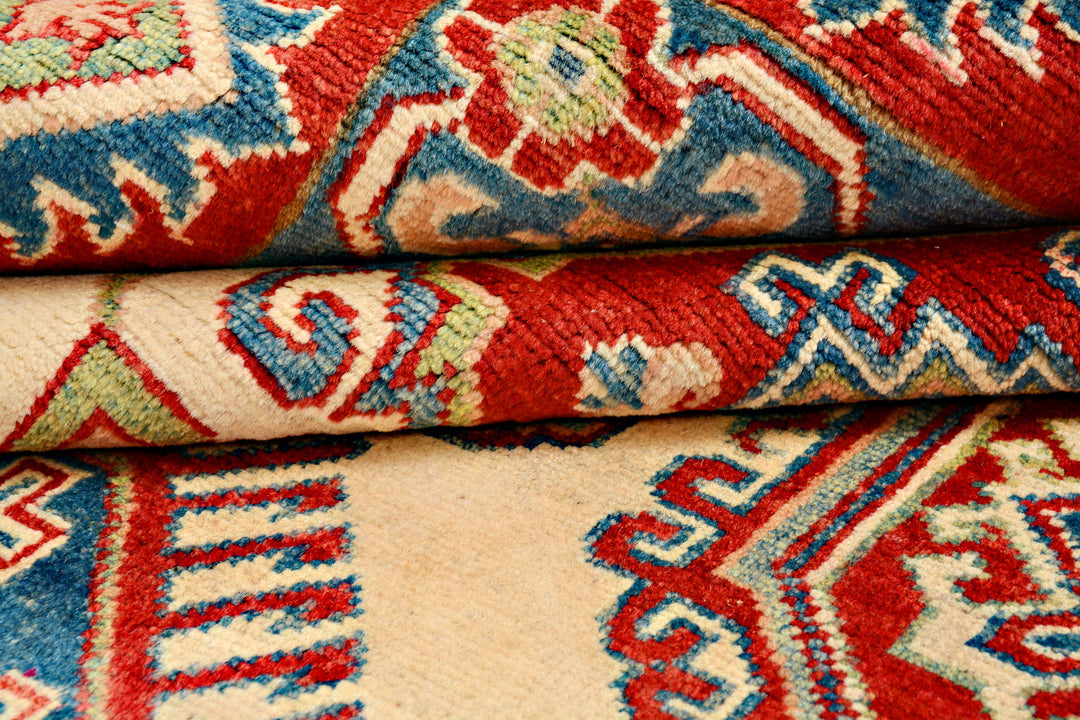 Blanched Almond Kazak 6' 8 x 9' 10 - No. 71348