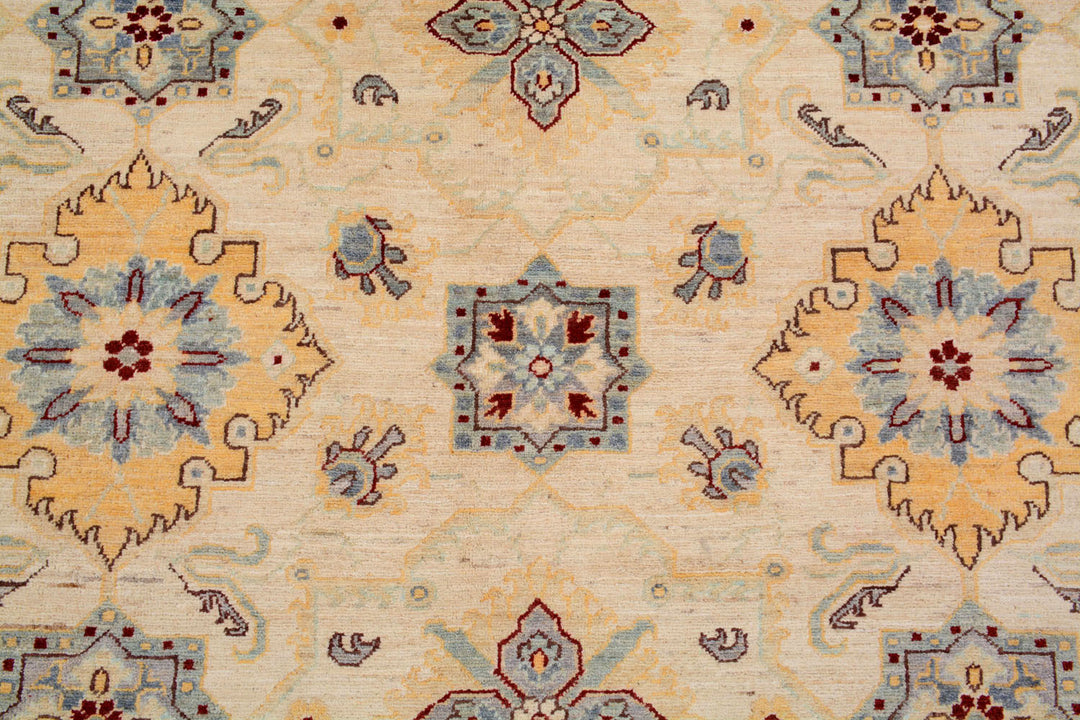 Blanched Almond Ziegler 8' 11 x 13' 4 - No. 71645