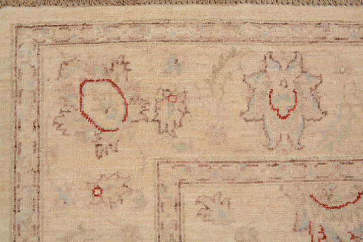 White Afghan Ziegler Rug 5'6" x 7'11" Hand-Knotted detail