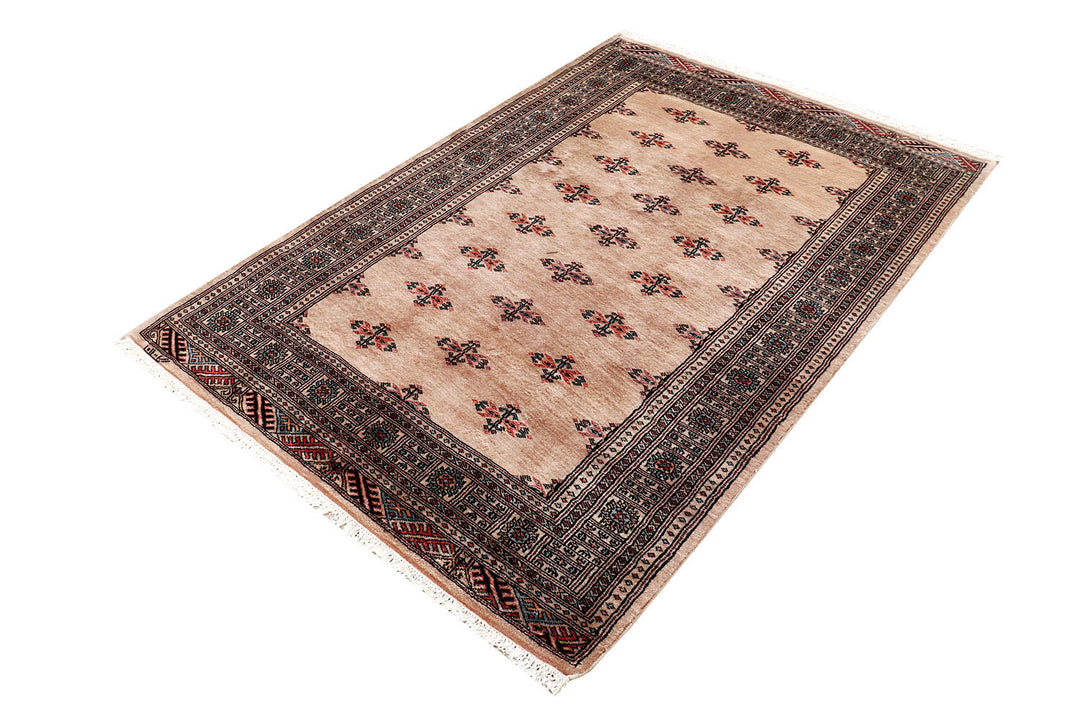 Bisque Butterfly 4' 3 x 6' 3 - No. 72010