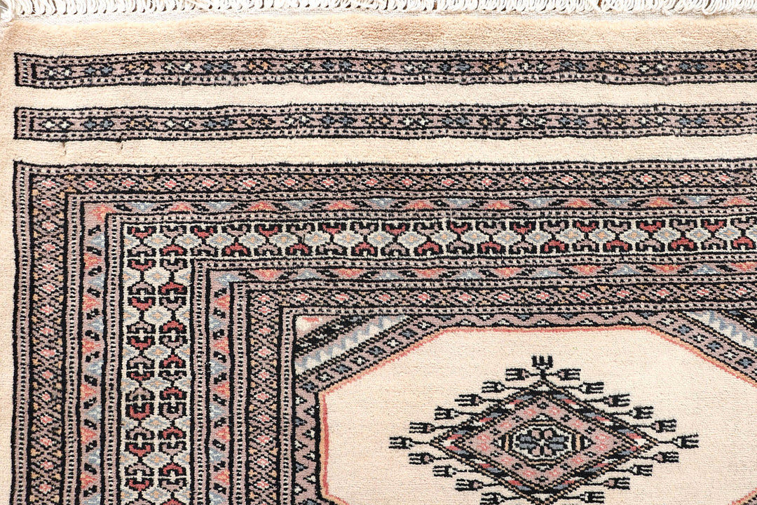 Bisque Jaldar 4' 2 x 6' 2 - No. 72011