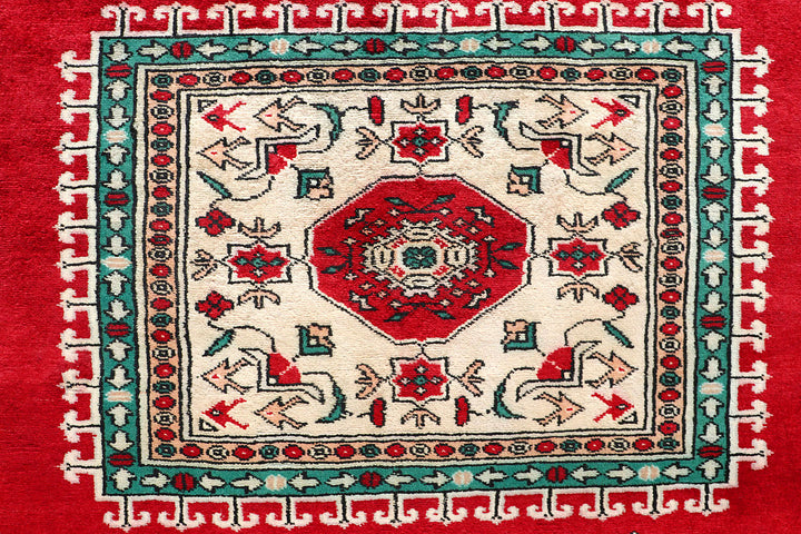 Red Caucasian 4'  8" x 7'  2" - No. QA77398