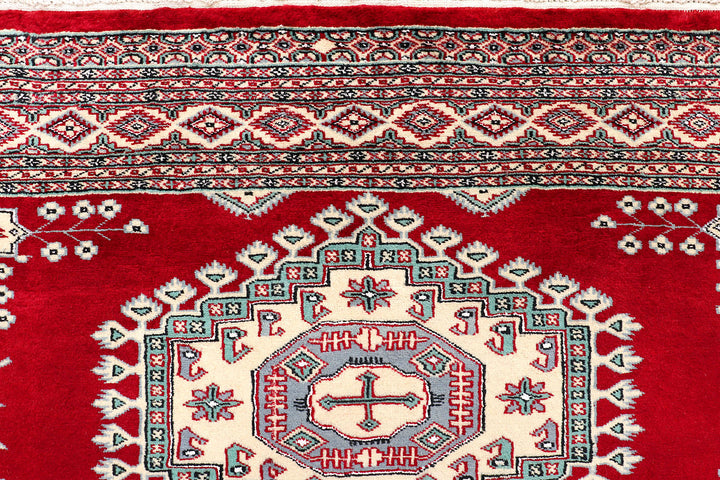 Dark Red Caucasian 5' 1 x 7' 9 - No. 72023