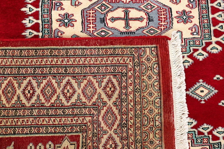 Dark Red Caucasian 5' 1 x 7' 9 - No. 72023