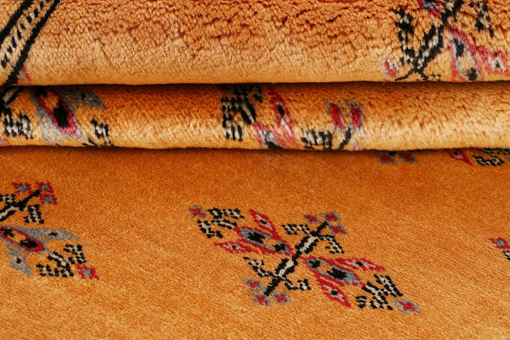 Sandy Brown Butterfly 5' 1 x 7' 8 - No. 72025