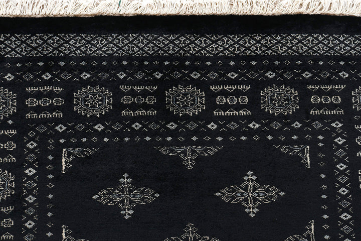 Black Butterfly 4'  1" x 6'  3" - No. QA69191