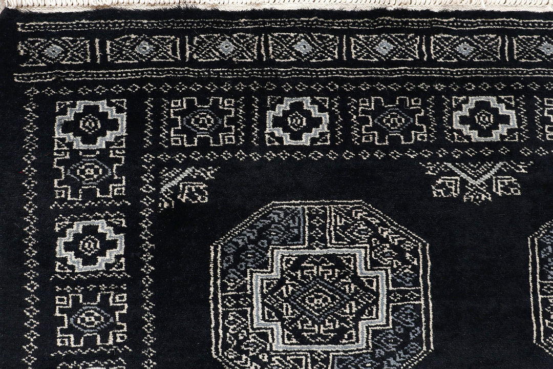 Black Fil Pa 3'  10" x 6'  8" - No. QA24476