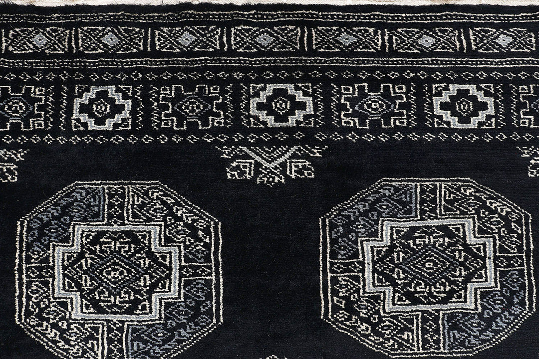 Black Fil Pa 3'  10" x 6'  8" - No. QA24476