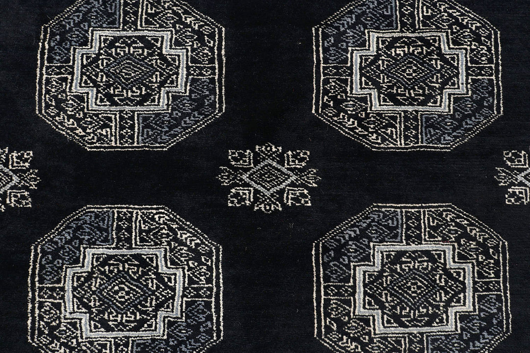 Black Fil Pa 3'  10" x 6'  8" - No. QA24476