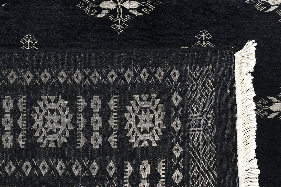 Black Butterfly 3' 10 x 6' 2 - No. 72033