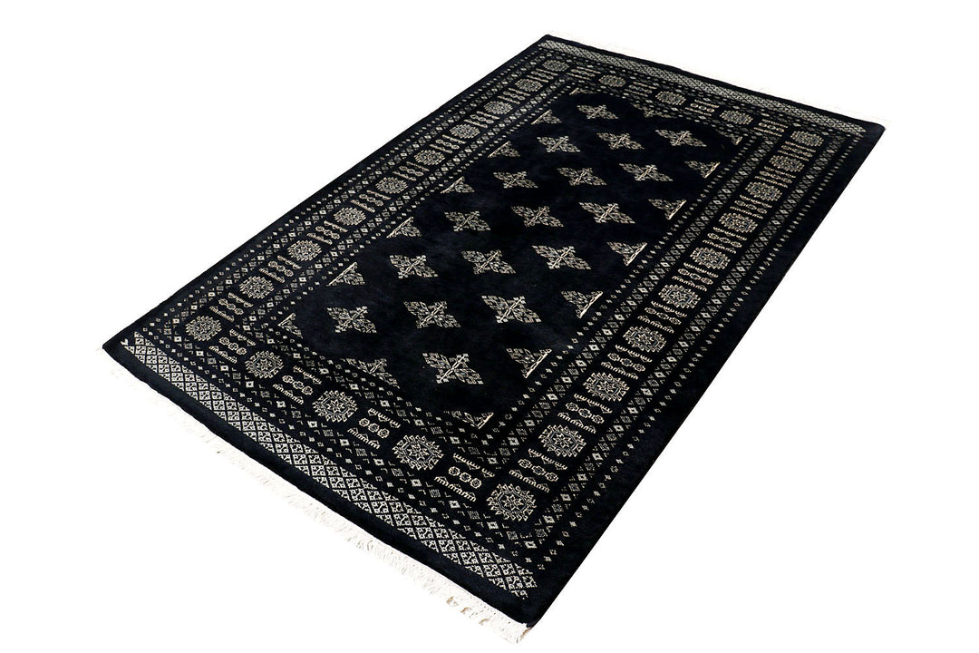 Black Butterfly 4' 1 x 6' 4 - No. 72036