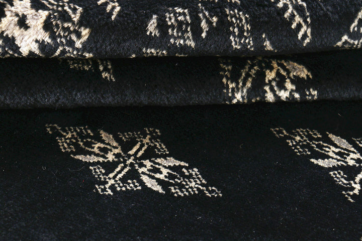 Black Butterfly 4'  x" 6'  4" - No. QA32488