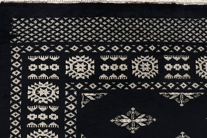 Black Butterfly 4'  x" 6'  2" - No. QA91617