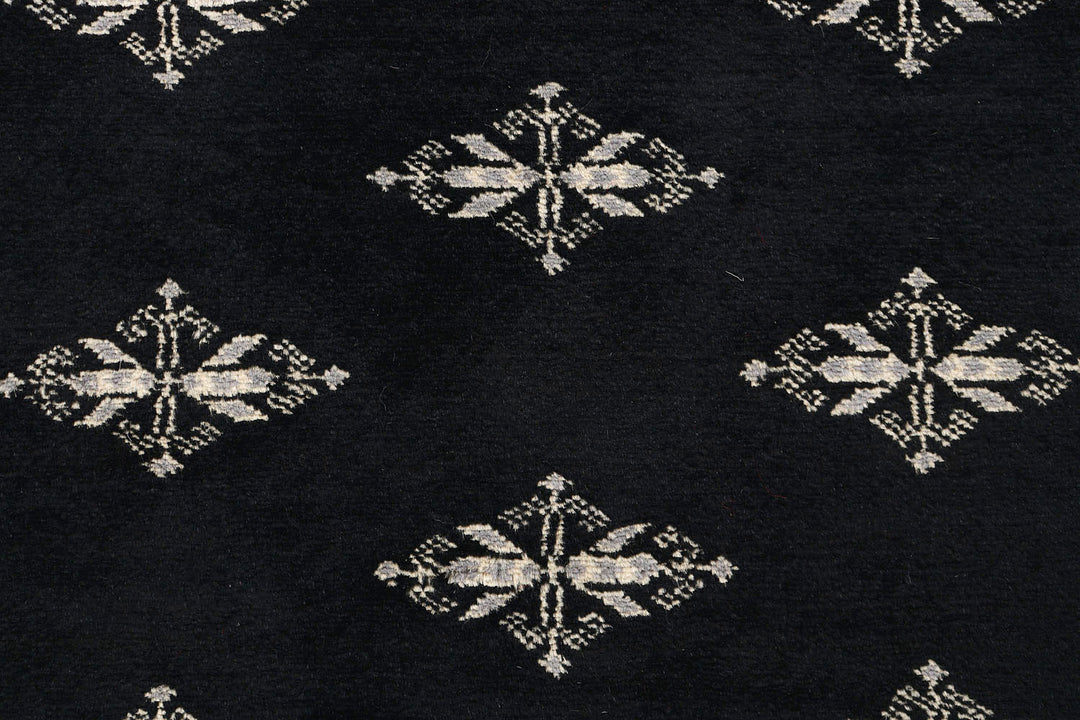 Black Butterfly 4' x 6' 2 - No. 72038