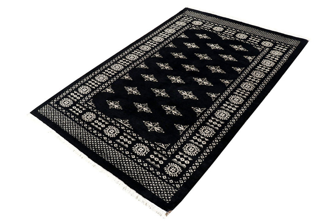 Black Butterfly 4' x 6' 2 - No. 72038