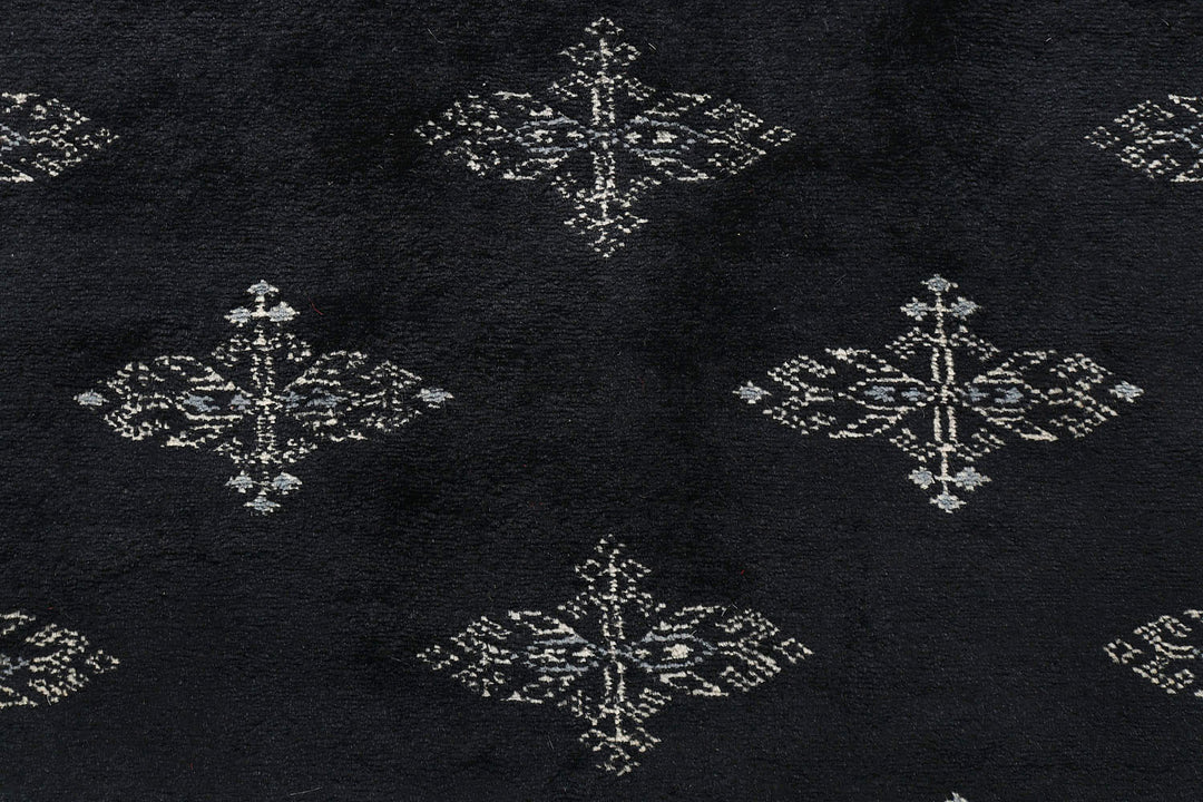 Black Butterfly 4'  x" 6'  1" - No. QA68040