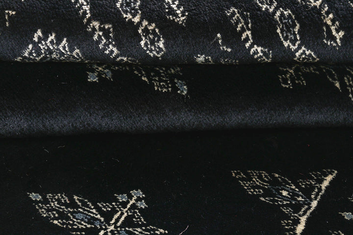 Black Butterfly 4' x 6' 1 - No. 72039