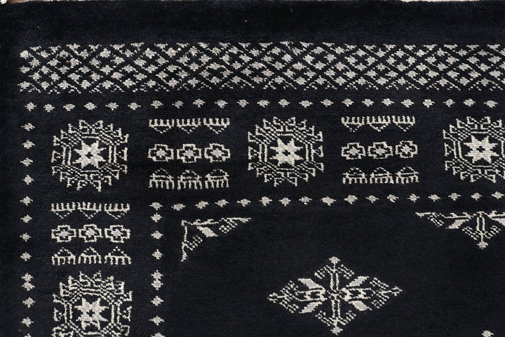 Black Butterfly 3'  11" x 6'  4" - No. QA50574