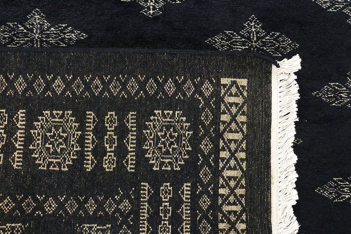 Black Butterfly 4' x 6' 9 - No. 72042