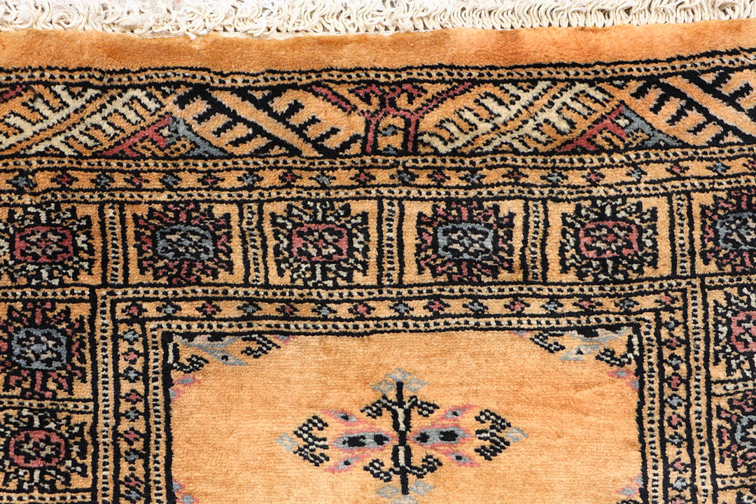 White Pakistani Butterfly Rug 2' 2 x 5' 11 Hand-Knotted view