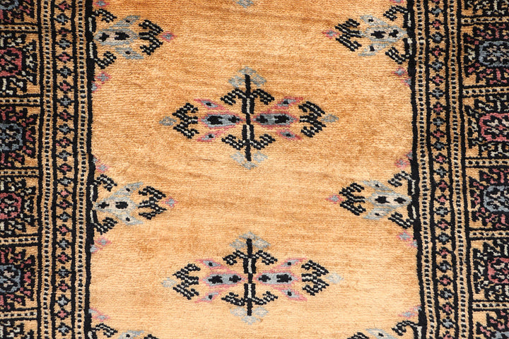 White Pakistani Butterfly Rug 2' 2 x 5' 11 Hand-Knotted close-up