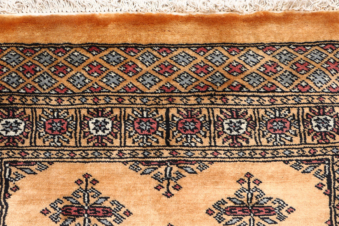 White Pakistani Butterfly Rug 2' 7" x 10' Hand-Knotted view