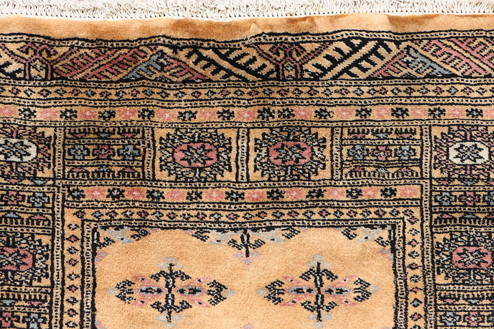 White Pakistani Butterfly Rug 2' 7 x 9' 10 Hand-Knotted view