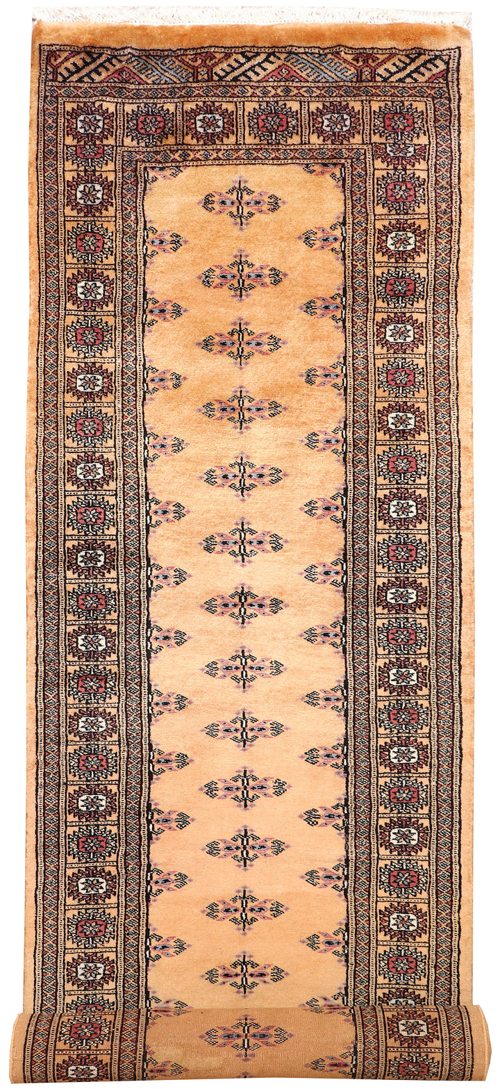 White Pakistani Butterfly Rug 2' 7" x 10' 3" Hand-Knotted