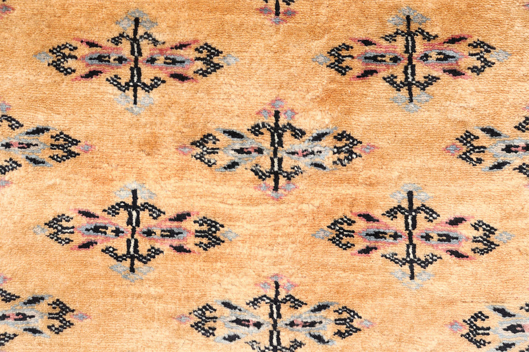 Peru Butterfly 2'  7" x 9'  2" - No. QA60742