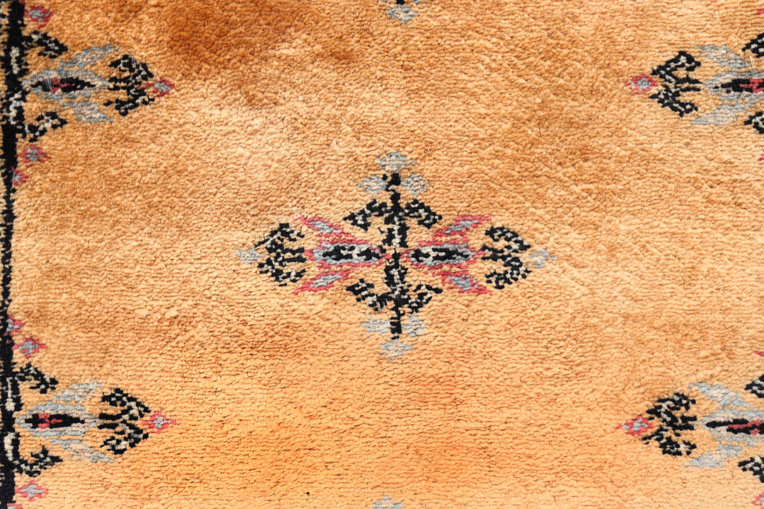 Sandy Brown Butterfly 2' 7 x 11' 2 - No. 72623