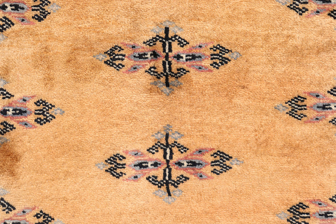 Sandy Brown Butterfly 2' 8 x 14' 1 - No. 72635