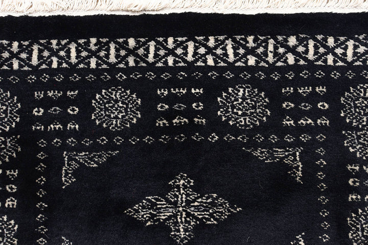 Black Butterfly 2' 7 x 12' 7 - No. 72643