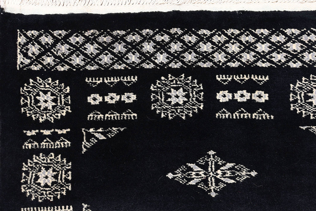 Black Butterfly 2'  7" x 20'  9" - No. QA25272