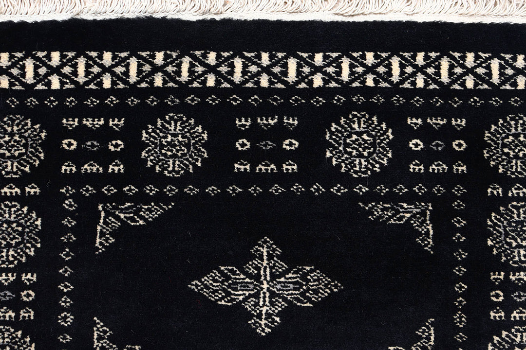 Black Butterfly 2' 8 x 15' - No. 72650