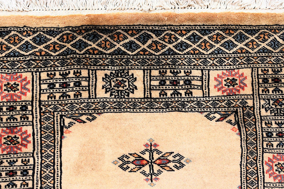 Bisque Butterfly 2' 6 x 13' 5 - No. 72652