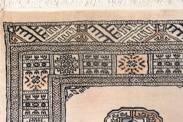 Bisque Bokhara 2' 7 x 9' 9 - No. 72662