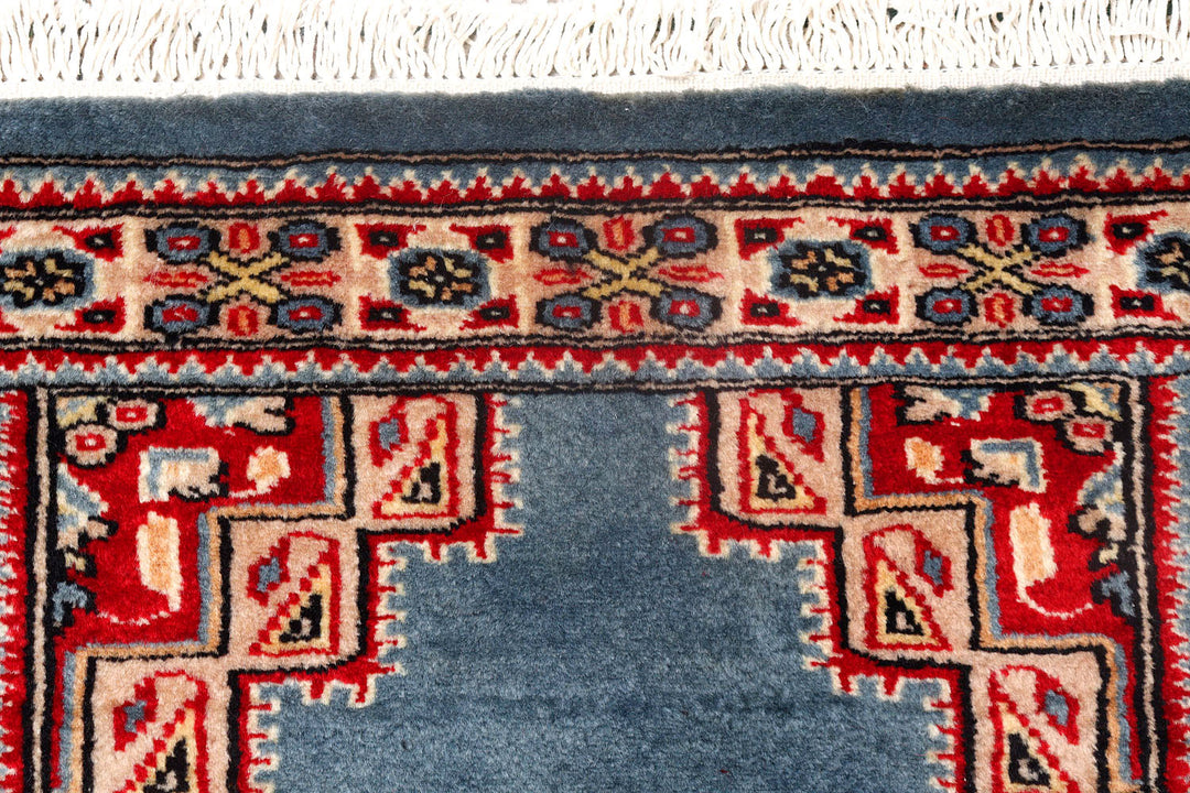 Light Slate Grey Caucasian 2'  1" x 9'  11" - No. QA14100