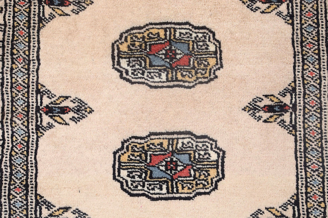 Bisque Bokhara 2' 6 x 10' - No. 72703