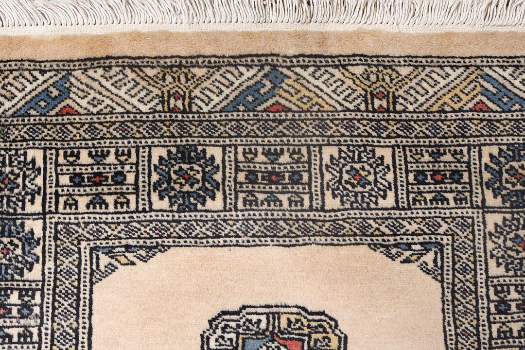 Bisque Bokhara 2' 6 x 10' 8 - No. 72705