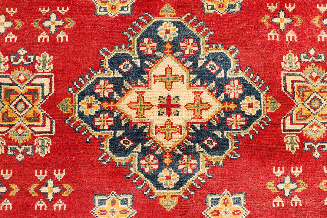 Red Kazak 4'  11" x 6'  8" - No. QA72185