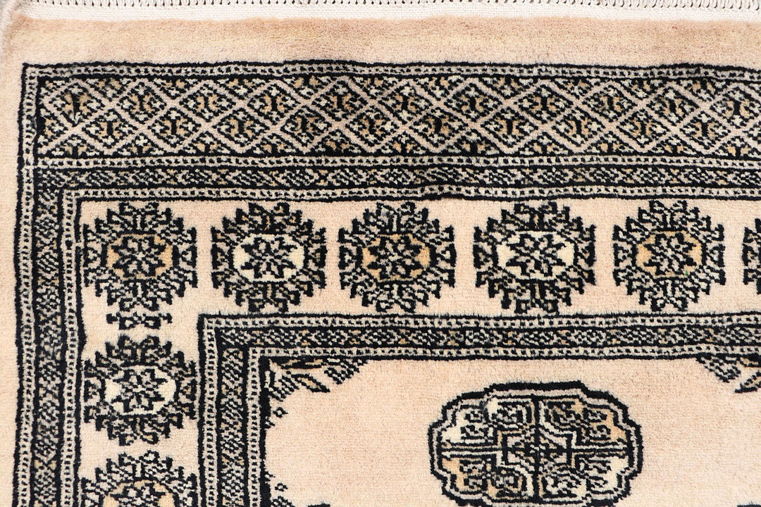 Bisque Bokhara 4' x 6' 8 - No. 72763