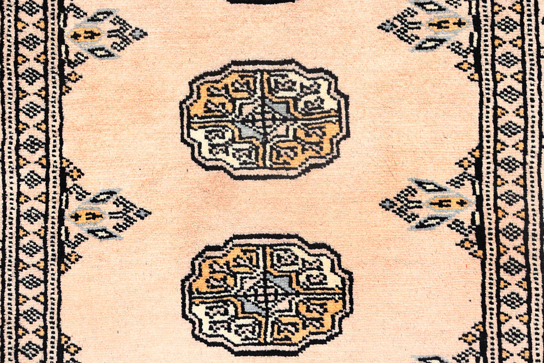 Bisque Bokhara 2' 7 x 10' 2 - No. 72801