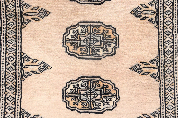 Bisque Bokhara 2' 7 x 9' 5 - No. 72805