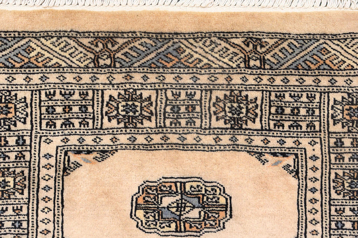 Bisque Bokhara 2' 7 x 10' 2 - No. 72806