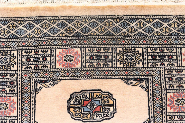 Bisque Bokhara 2' 6 x 10' 4 - No. 72809